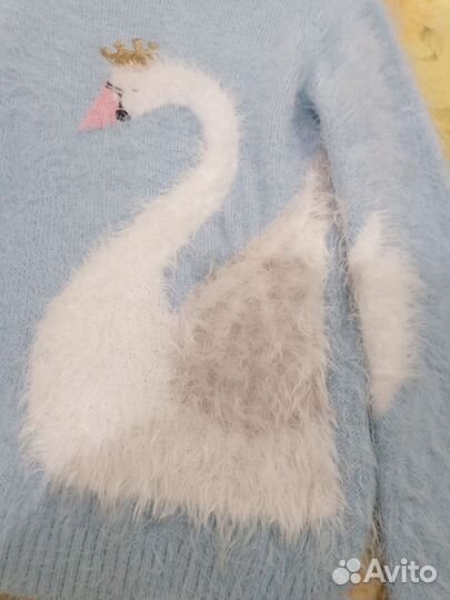 Свитера, кофточки для девочки