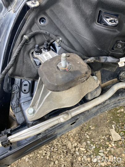 Опоры двс и АКПП Кия Соренто 4 MQ 2.2л. дизель