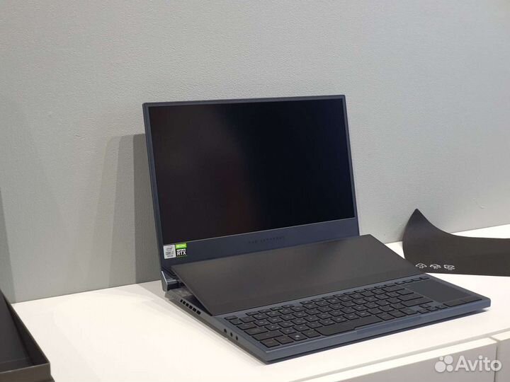 Asus rog zephyrus duo 15