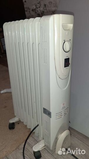 Масляный обогреватель HD907-9Q