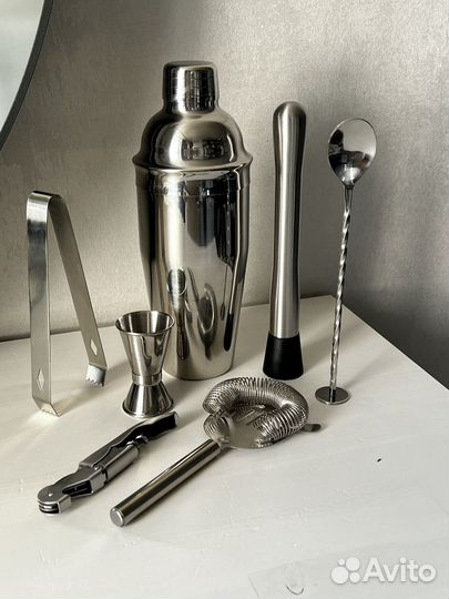 Шейкер и набор бармена (новый)