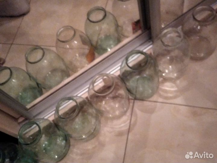 Бутыль 10л, банки и бутыля 3х л