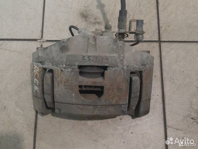 Тормозной суппорт передний правый Audi а6 с6