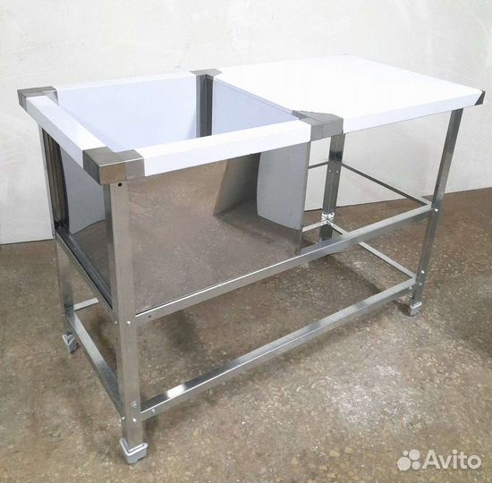 Стол с мойкой из нержавейки
