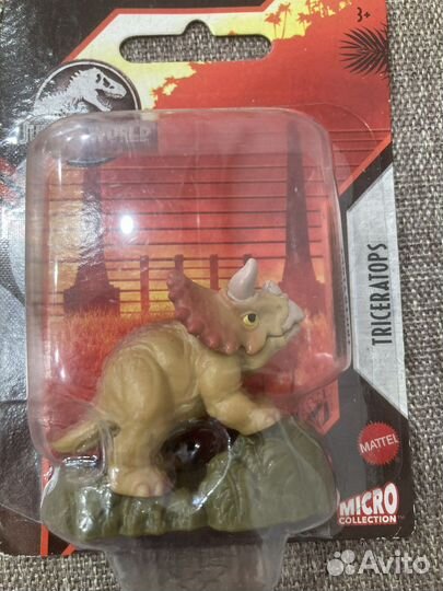 Динозавры jurassic world микро коллекция