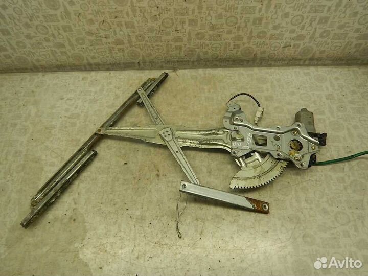 Стеклоподъемник передний правый Mitsubishi L200 3