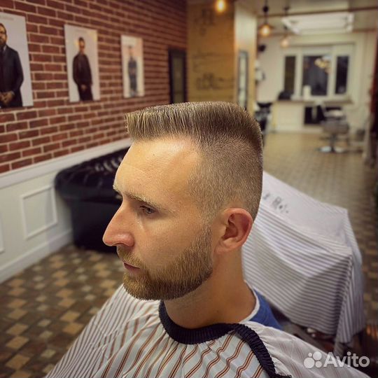 Модель на мужские стрижки