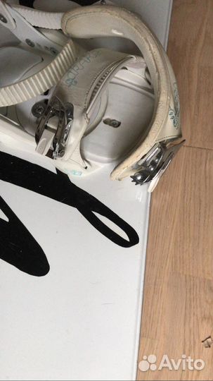 Доска для сноуборда с креплениями Gnu + чехол