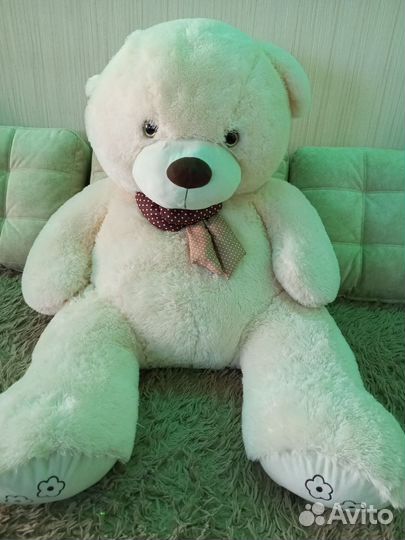 Плюшевый медведь