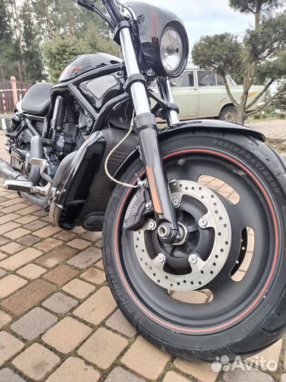 Harley-Davidson v-rod