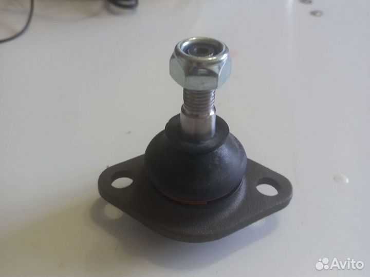 Шаровая опора ваз 2110