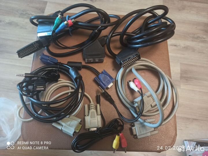 Провода разные, зарядки телефонов нокиа, самсунг