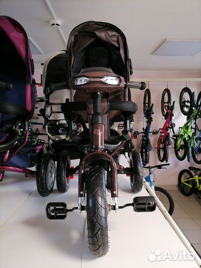 Трехколесный велосипед