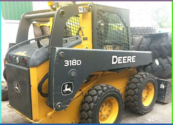 Левое стекло на мини-погрузчик John Deere 312D 314D 316D 318D 320D 324D 328D