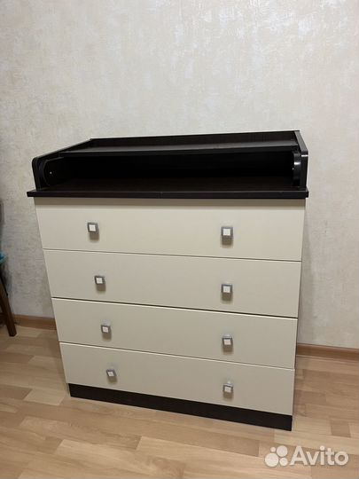 Пеленальный столик комод