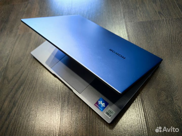 Honor magicbook x14