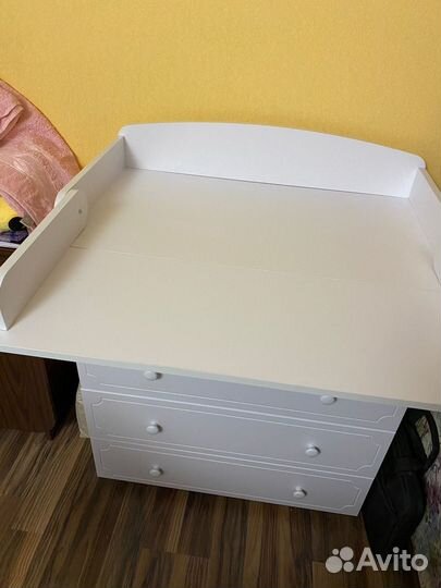 Пеленальный столик с комодом