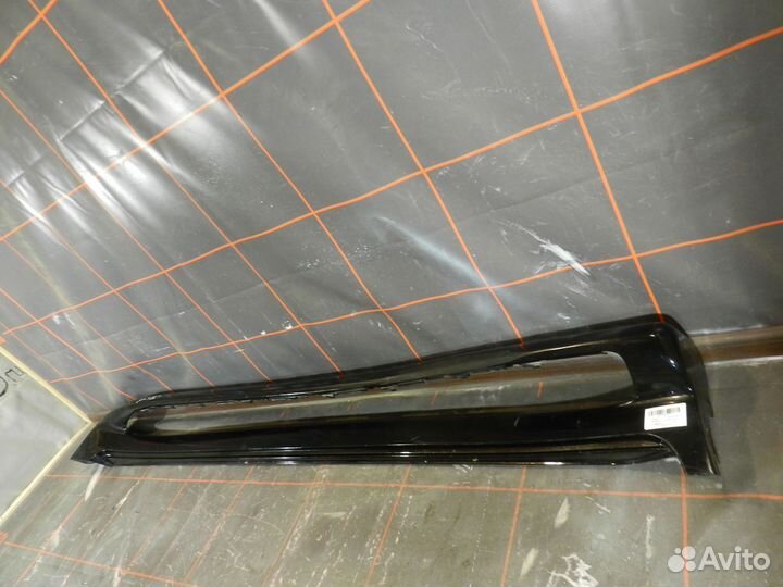 Накладка на подножку - Toyota Land Cruiser 200