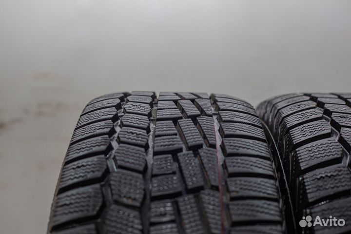 Viatti Brina V-521 215/60 R16 95T