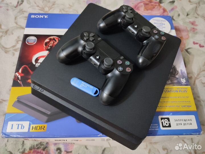 PlayStation 4 Slim 1TB прошитая HEN
