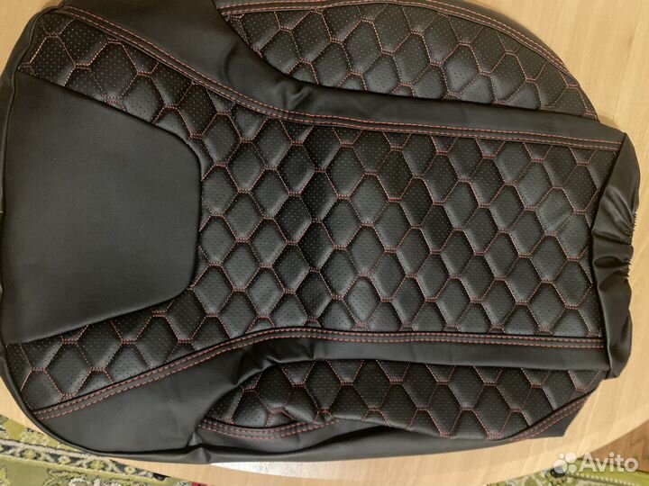 Продам автомобильные чехлы (универсальные)