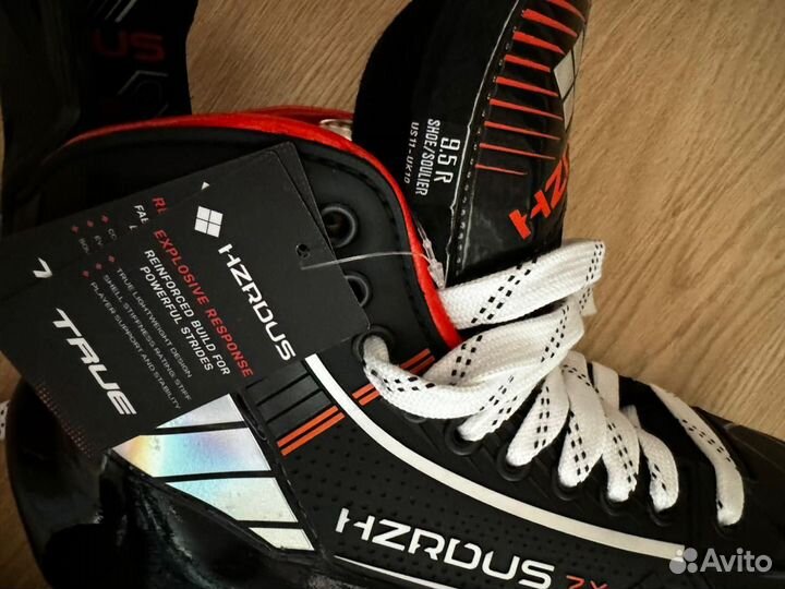 Коньки хоккейные