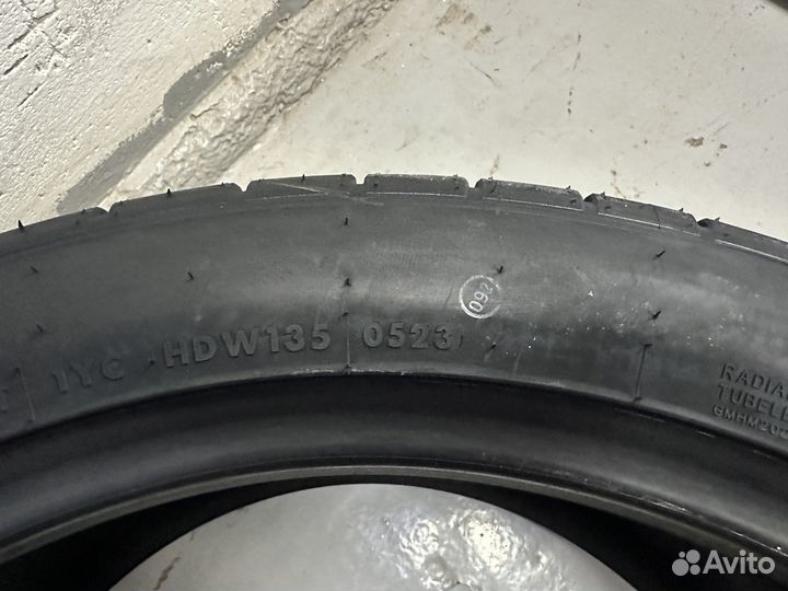 Gripmax SureGrip Pro Sport 275/40 R22 и 315/35 R22 107Y