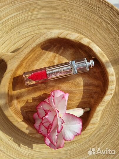 Жидкая губная помада Dior Addict