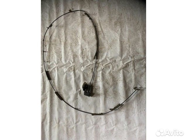 Трос замка багажника Infiniti I35