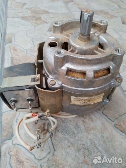 Двигататель стиральной машины