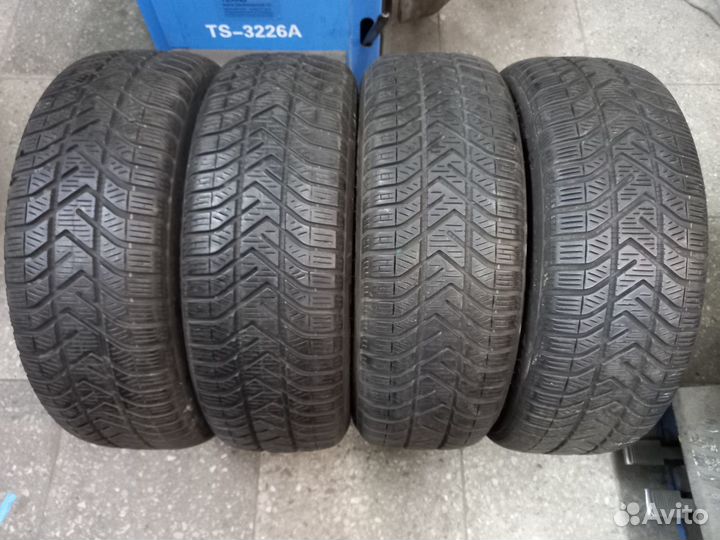 Pirelli Winter SnowControl Serie III 195/55 R16 87H