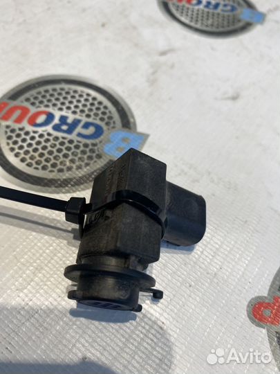 Датчик AUC 64119240180 бмв 3 серия 2006г 2л 130кВт