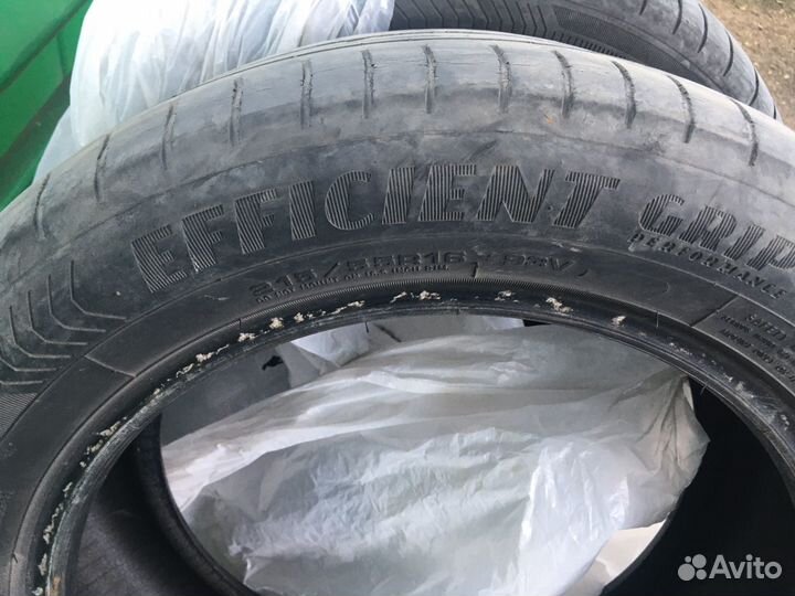Goodyear EfficientGrip 215/55 R16