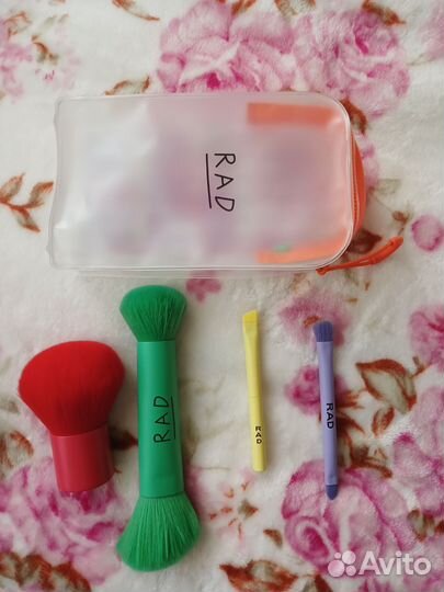 Кисти для макияжа