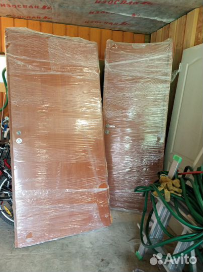 Двери межкомнатные с коробкой б/у