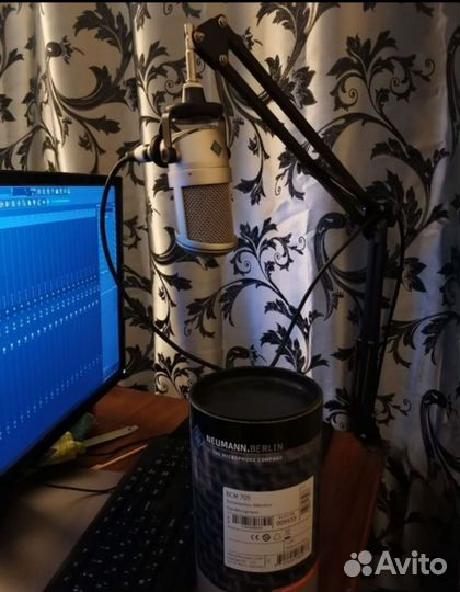 Студийный микрофон Neumann BCM 705