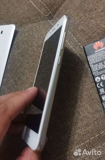 Телефон Huawei А5 (Lyo-L21)