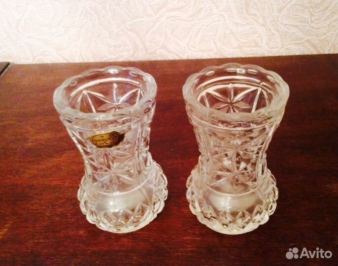 Продаётся пара хрустальных салфетниц