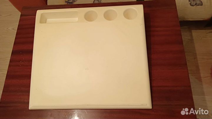 Наклонная доска для письма и каллиграфии