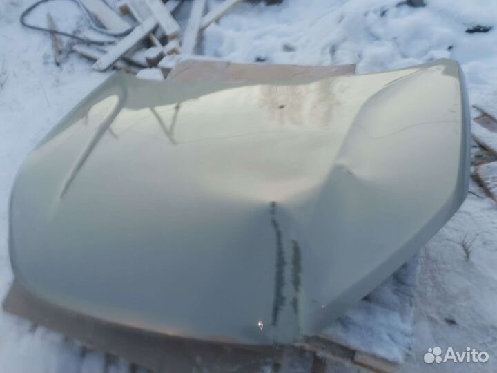 Капот LADA vesta