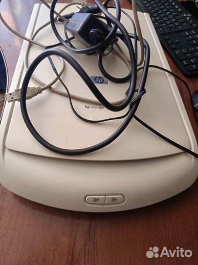 Сканер HP Scanjet 2400