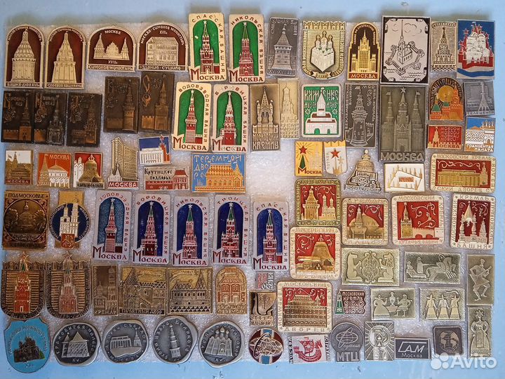 Значки о Москве