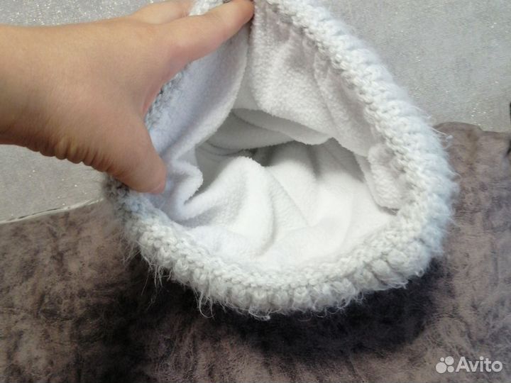 Шапка зимняя лет на 10-12