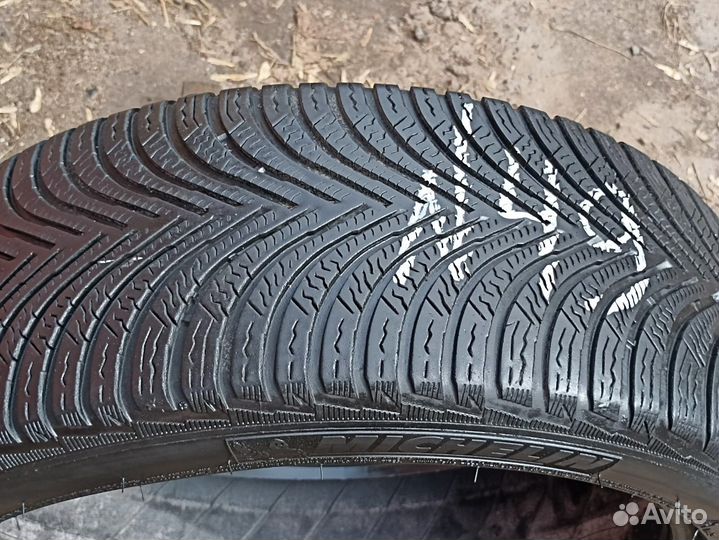 Michelin Alpin 5 205/45 R17 88H