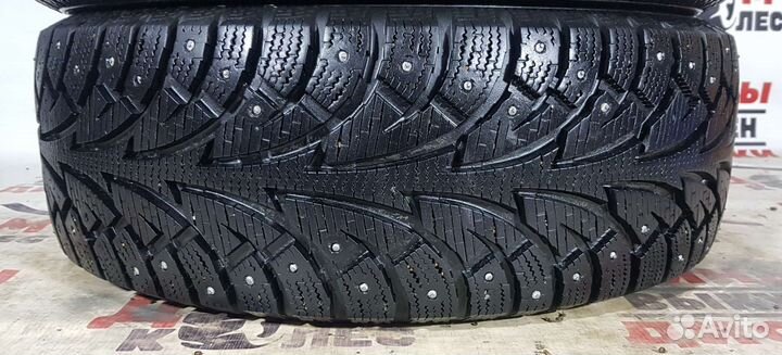 Hankook Winter I'Pike 215/60 R16