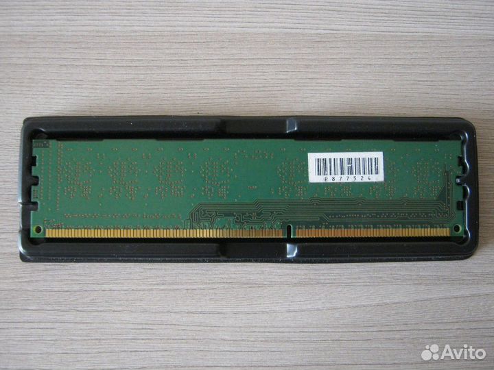 Модули памяти Crucial dimm DDR3-1333 1 гб б/у отл