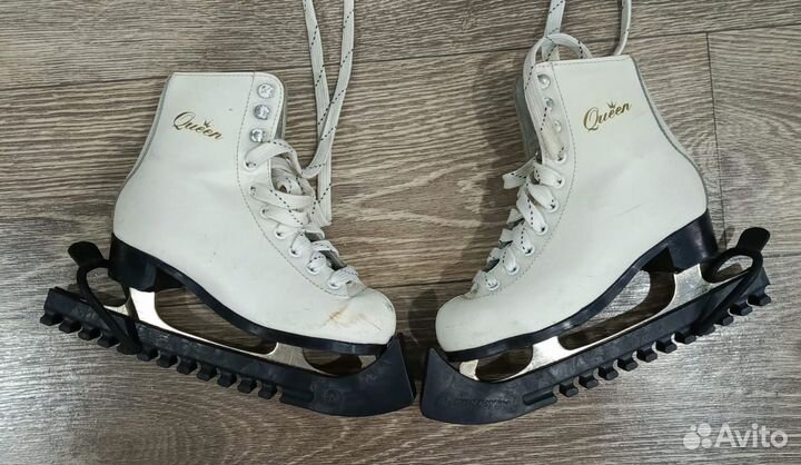 Коньки фигурные детские Qween 30 размер
