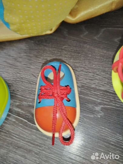 Развивающие игрушки пакетом