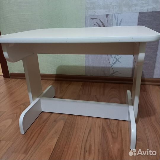 Детский стол и стул