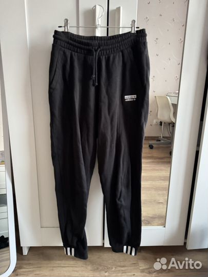 Спортивные штаны женские